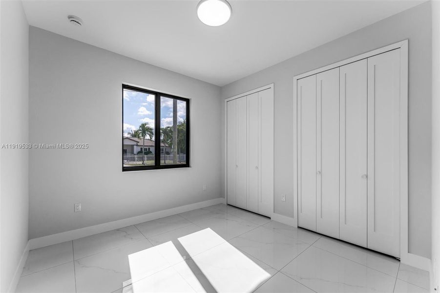 Spacious, unfurnished interior of a new home in , Miami (Image 13).