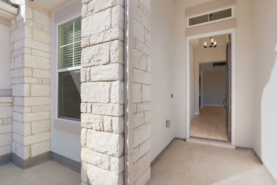 Exterior details and patio area of a home in Broken Oak, Georgetown (Image 4).