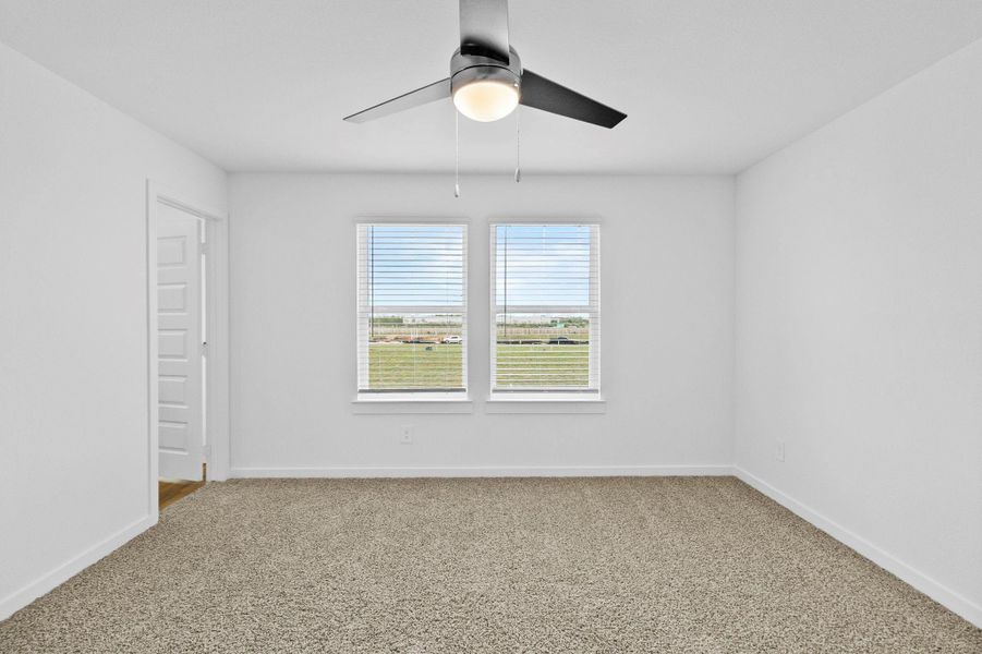 Spacious, unfurnished interior of a new home in Grand West, Houston (Image 14).