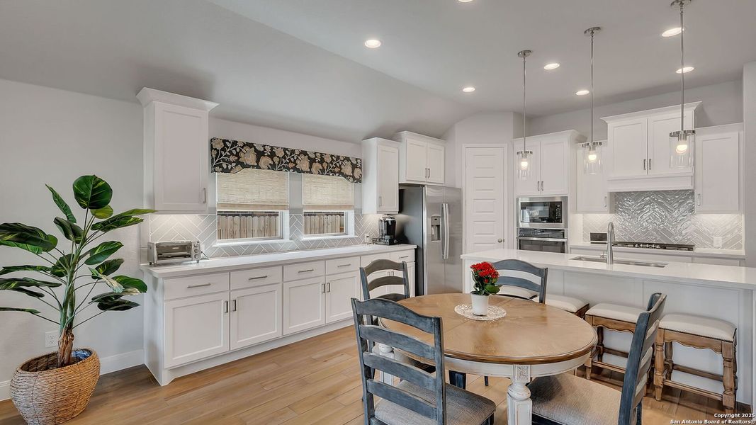 Furnished interior view inside a new home in Meadows Of Mill Creek 50', Seguin (Image 11). Furnished interior view inside a new home in Meadows Of Mill Creek 50', Seguin (Image 11).