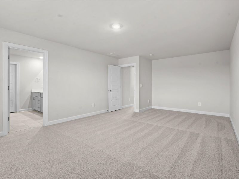 Spacious, unfurnished interior of a new home in Chatham Forest, Duncan (Image 15).