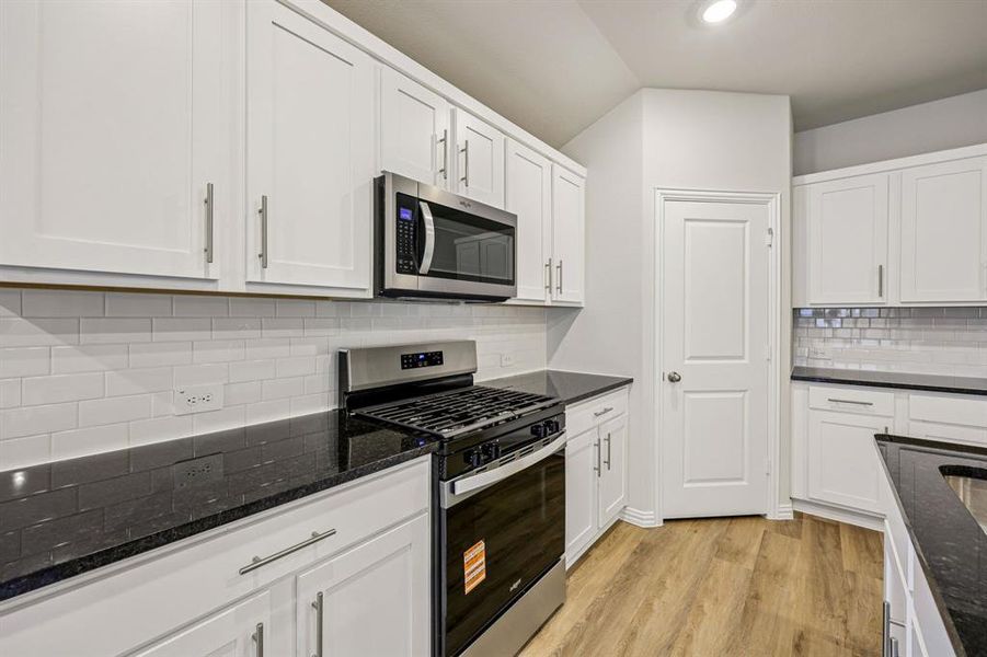 Photo is not of the actual home, but is an inspirational photo of builder’s model home and may depict options, furnishings, and/or decorator features that are not included.