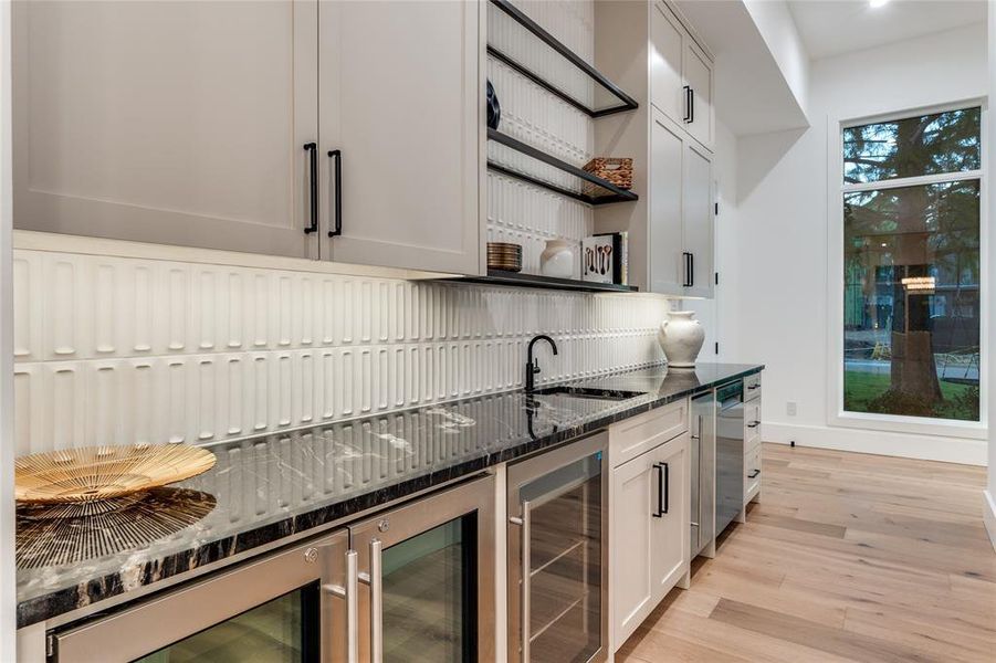 Furnished interior view inside a new home in , Dallas (Image 7). Furnished interior view inside a new home in , Dallas (Image 7).