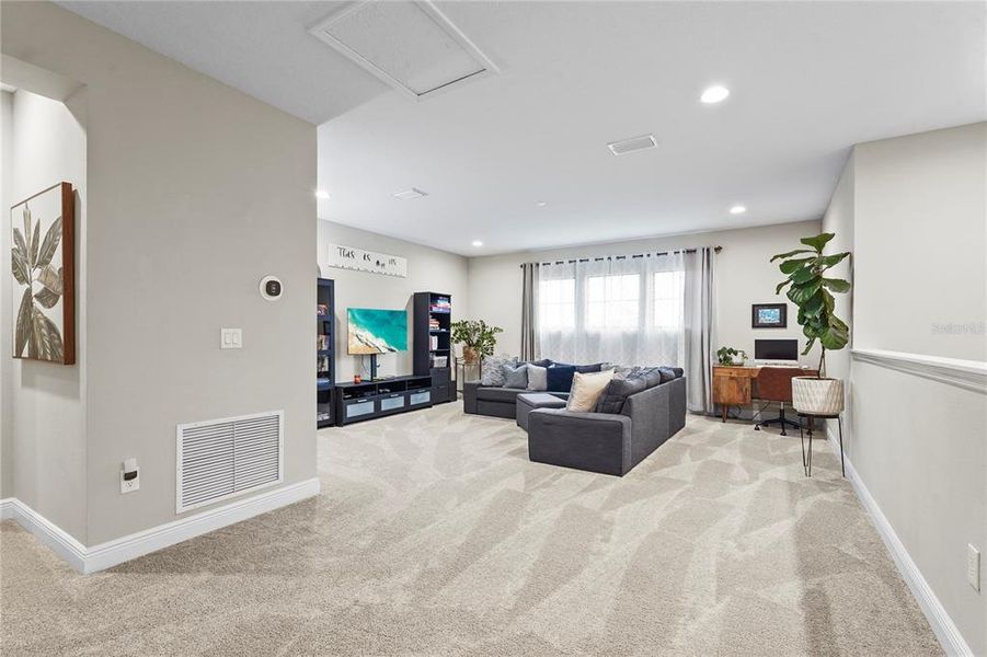 Furnished interior view inside a new home in , Parrish (Image 34).