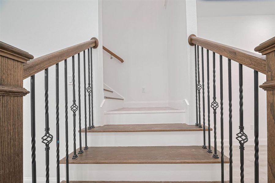 Spacious, unfurnished interior of a new home in , Houston (Image 25).