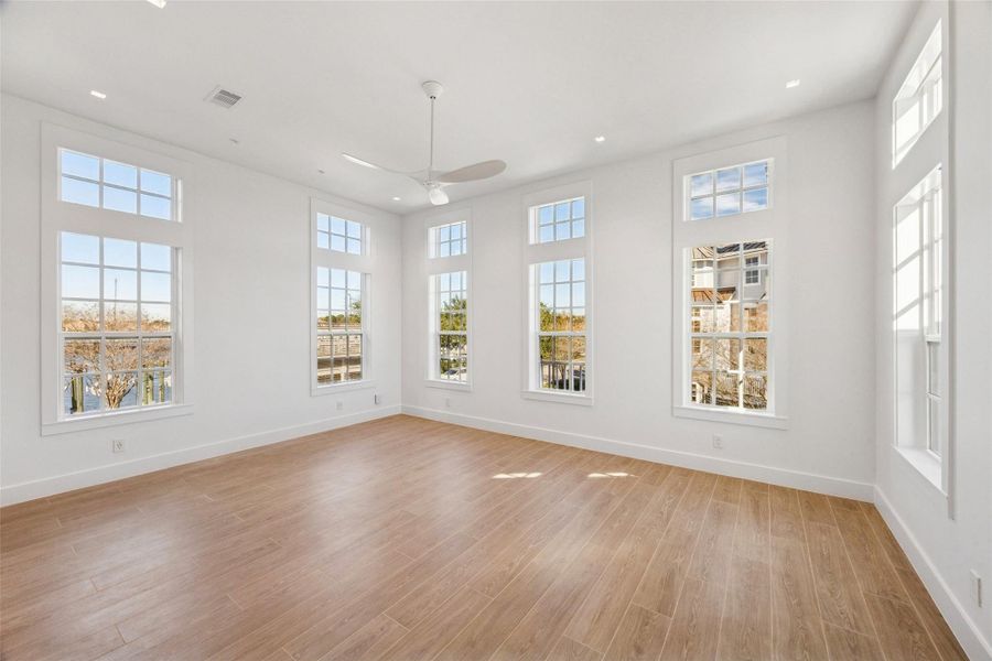 Large downstairs room could be guest sweet or great playroom.