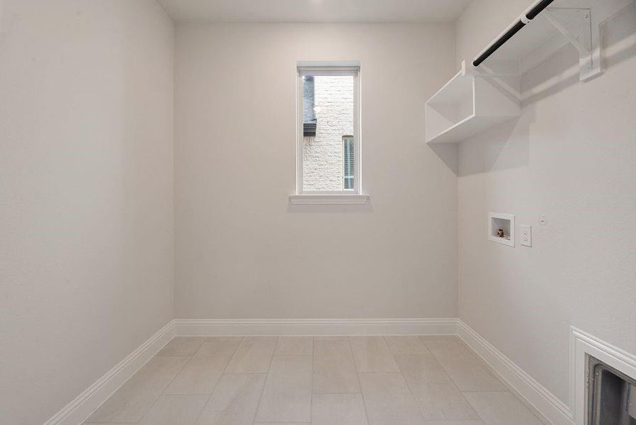 Spacious, unfurnished interior of a new home in Spiritas Ranch, Little Elm (Image 30). Spacious, unfurnished interior of a new home in Spiritas Ranch, Little Elm (Image 30).