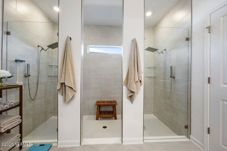 Furnished interior view inside a new home in , Green Cove Springs (Image 8).