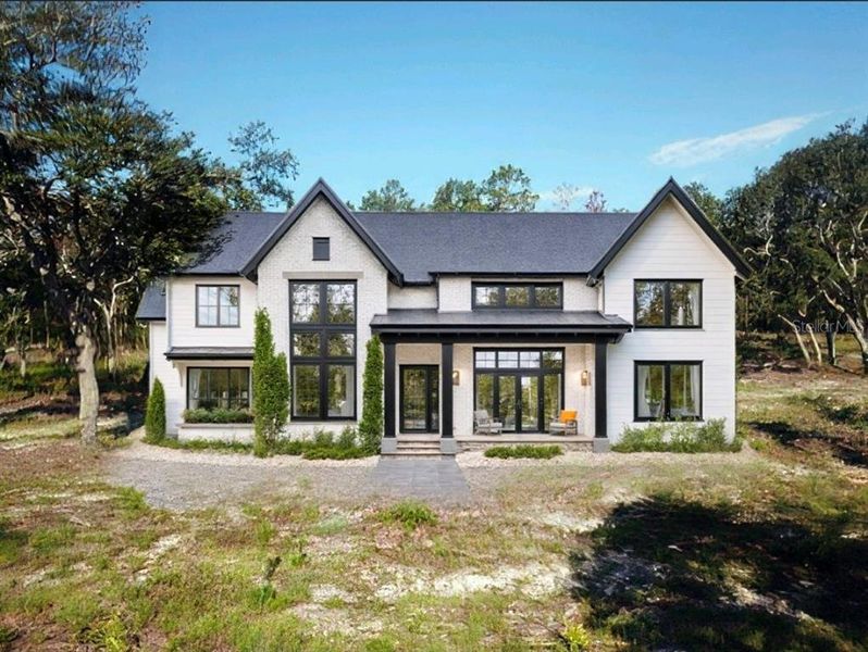 Image 2 of a home in . Image 2 of a home in .