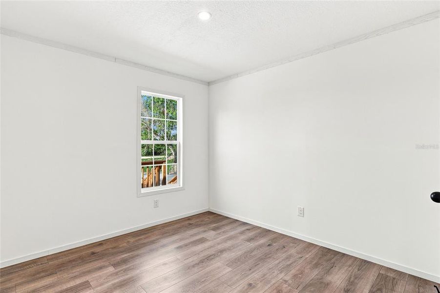 Spacious, unfurnished interior of a new home in , Okeechobee (Image 27).
