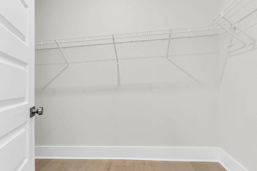 Spacious, unfurnished interior of a new home in Miller's Crossing, Johns Island (Image 28).