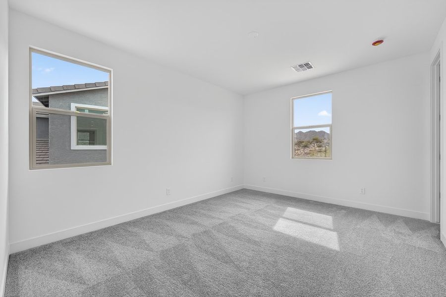 Spacious, unfurnished interior of a new home in Ladera Trails, Queen Creek (Image 17).