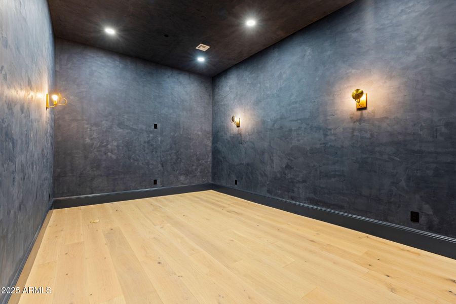 24-web-or-mls-10809-n-82nd-pl 24-web-or-mls-10809-n-82nd-pl