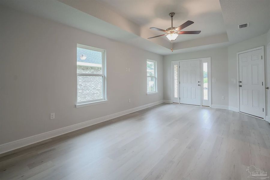 Spacious, unfurnished interior of a new home in Allison Acres, Cantonment (Image 7).
