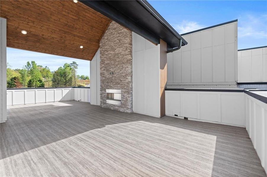Exterior details and patio area of a home in The Gathering – Alpharetta, Alpharetta (Image 31).