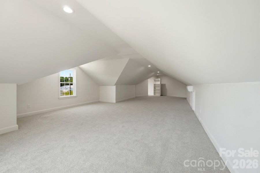 Spacious, unfurnished interior of a new home in , Monroe (Image 37).