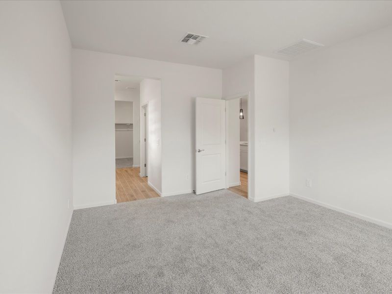 Spacious, unfurnished interior of a new home in Alamar at Rocking K, Tucson (Image 11).