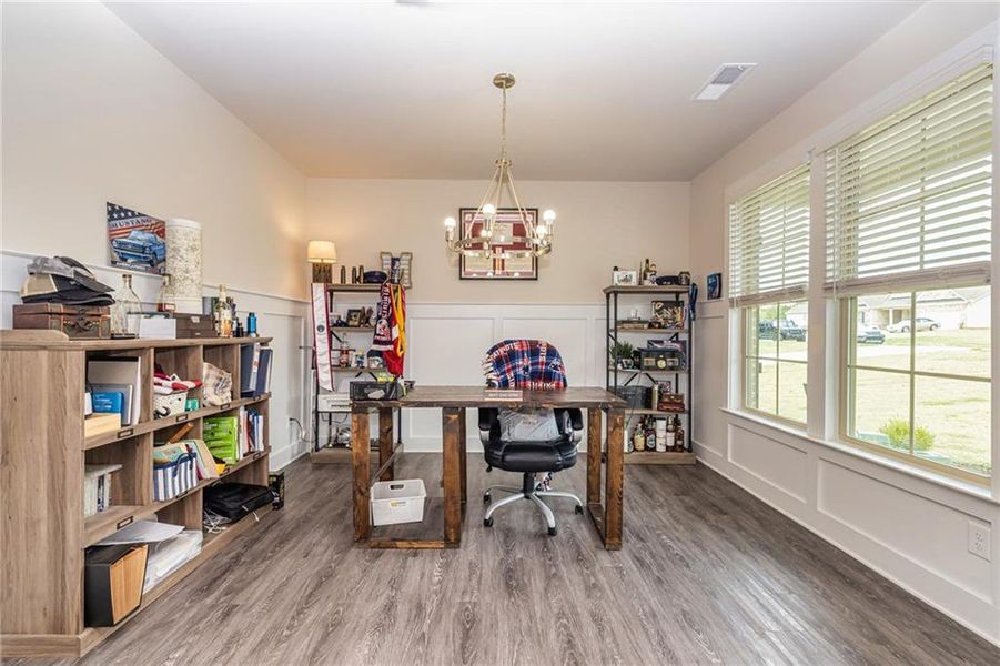 Furnished interior view inside a new home in Vineyard Park, Griffin (Image 5). Furnished interior view inside a new home in Vineyard Park, Griffin (Image 5).