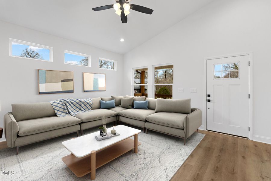 792a6966_staged 792a6966_staged