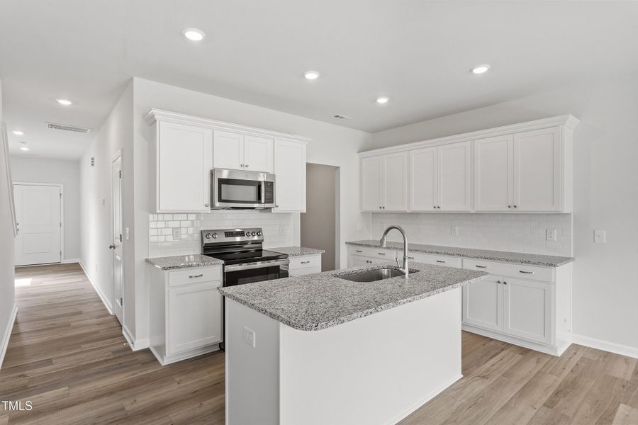 17-172 Central Townes Wy [2497031]_17