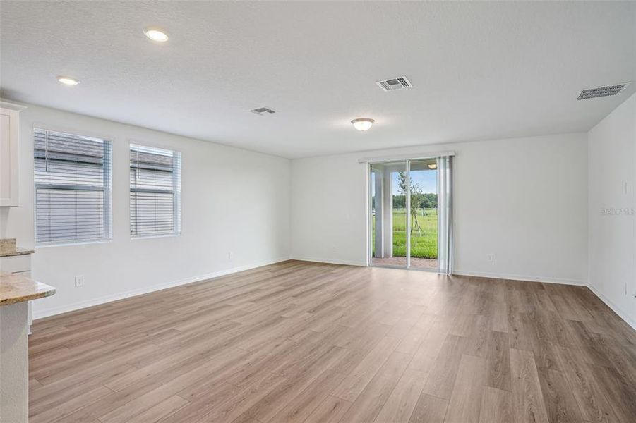 Spacious, unfurnished interior of a new home in The Meadow at Crossprairie, St. Cloud (Image 19).