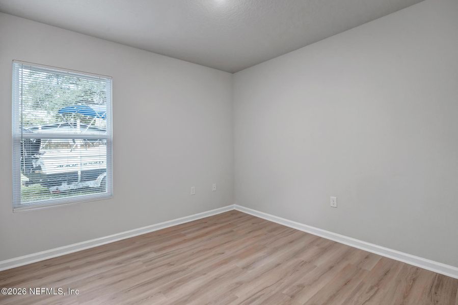 Spacious, unfurnished interior of a new home in , Jacksonville (Image 20).
