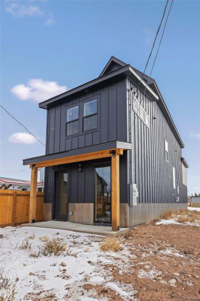 Image 16 of a home in . Image 16 of a home in .