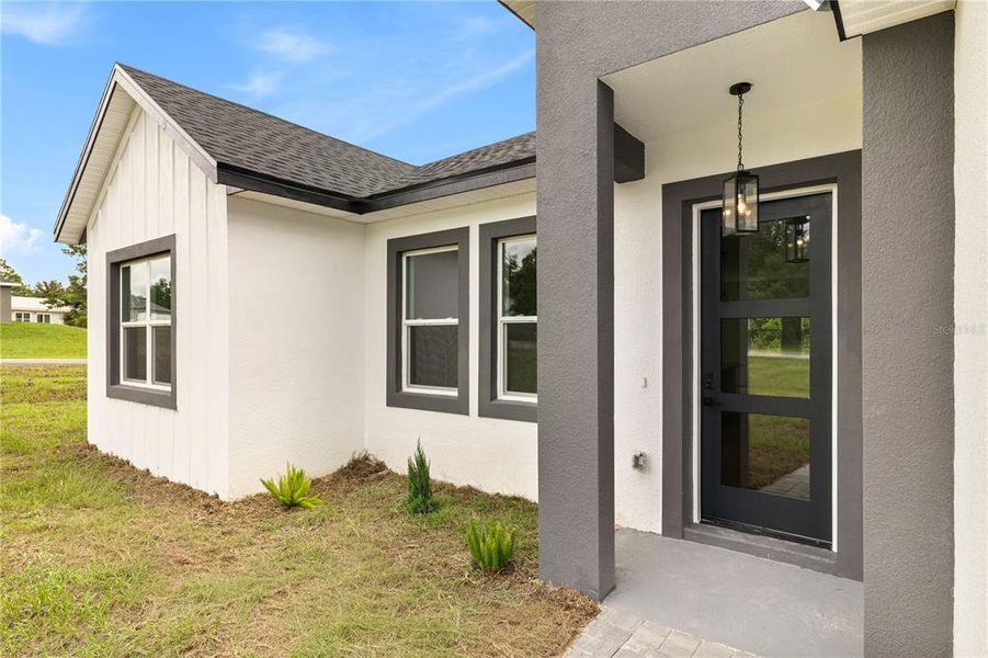 Exterior details and patio area of a home in , Ocala (Image 28). Exterior details and patio area of a home in , Ocala (Image 28).