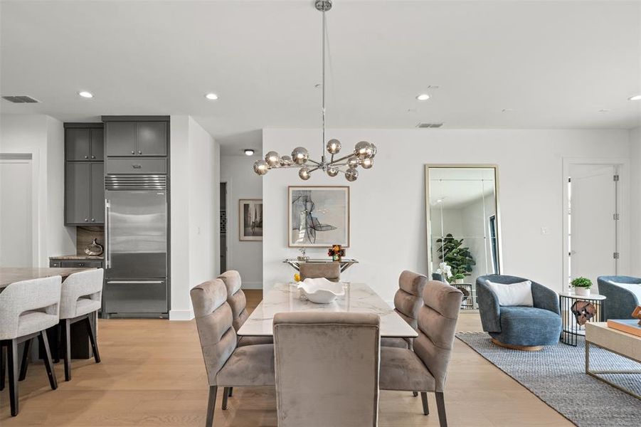 Furnished interior view inside a new home in , Dallas (Image 6).