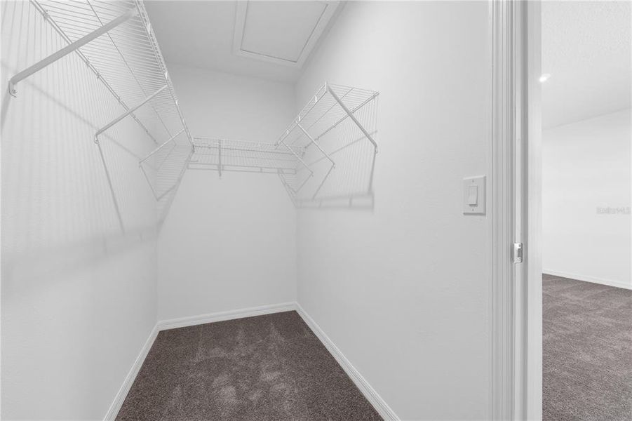 Spacious, unfurnished interior of a new home in Oakfield Trails, Parrish (Image 20).