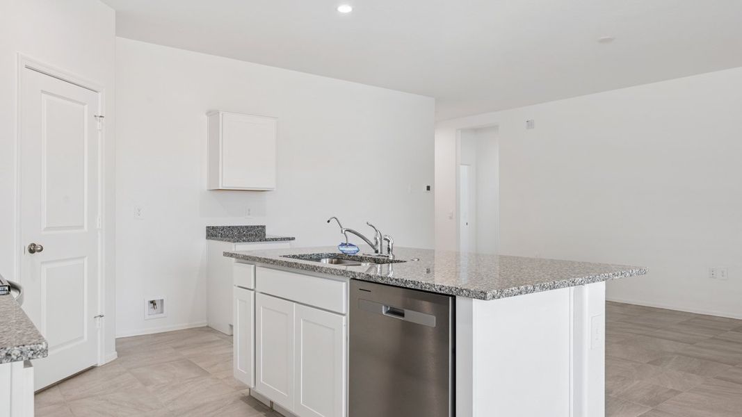 Furnished interior view inside a new home in Quail Ranch, San Tan Valley (Image 7).