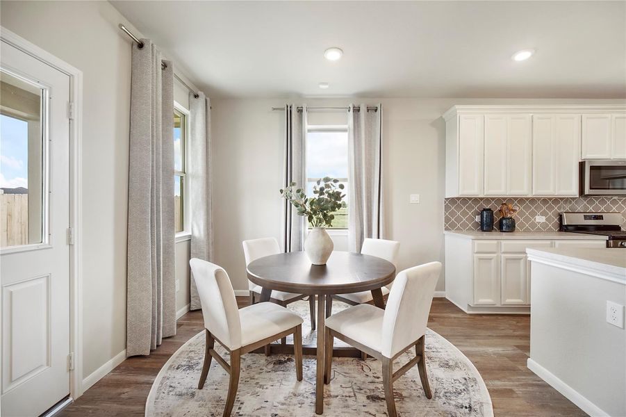 Furnished interior view inside a new home in Montgomery Ridge: Landmark Collection, Montgomery (Image 3).