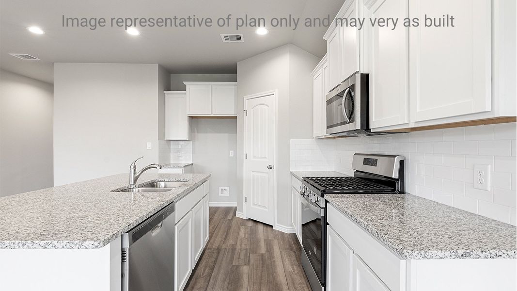 Furnished interior view inside a new home in London Towne, Corpus Christi (Image 8).