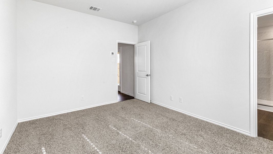 Spacious, unfurnished interior of a new home in Wildcat Ranch, Crandall (Image 11). Spacious, unfurnished interior of a new home in Wildcat Ranch, Crandall (Image 11).