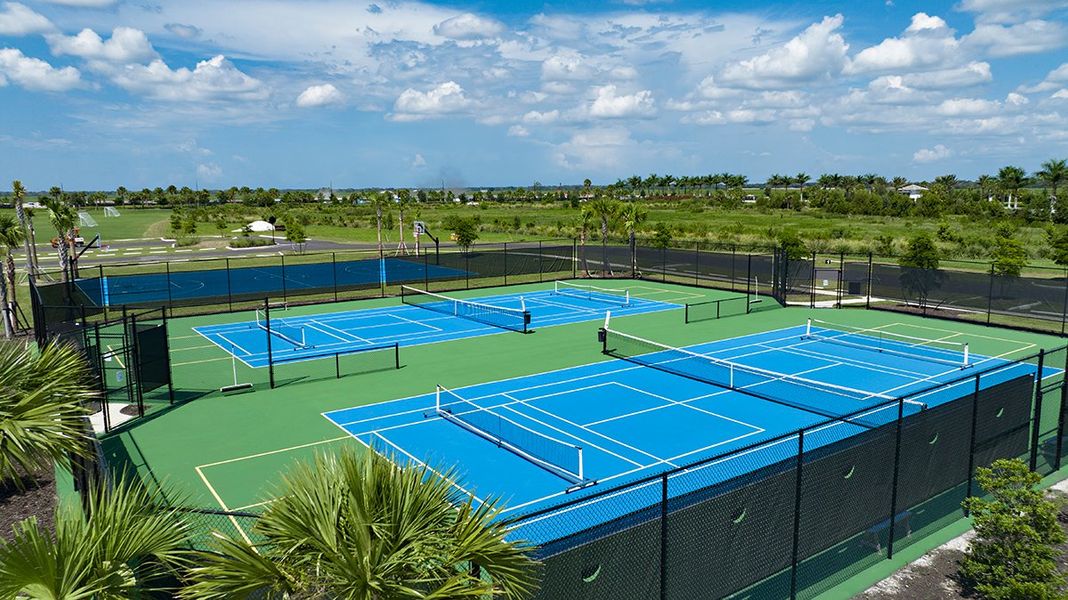 Community amenities in Skye Ranch Community Group Page, Sarasota (Image 104).