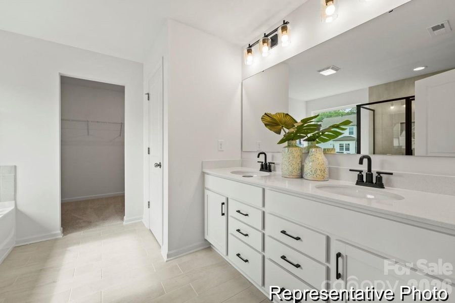 Furnished interior view inside a new home in Beaver Creek, Statesville (Image 3).