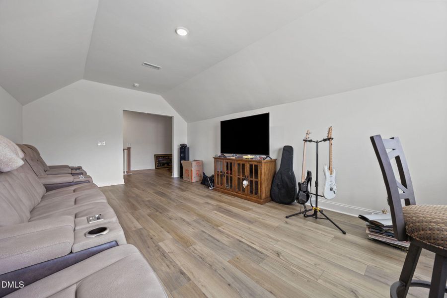 BONUS ROOM