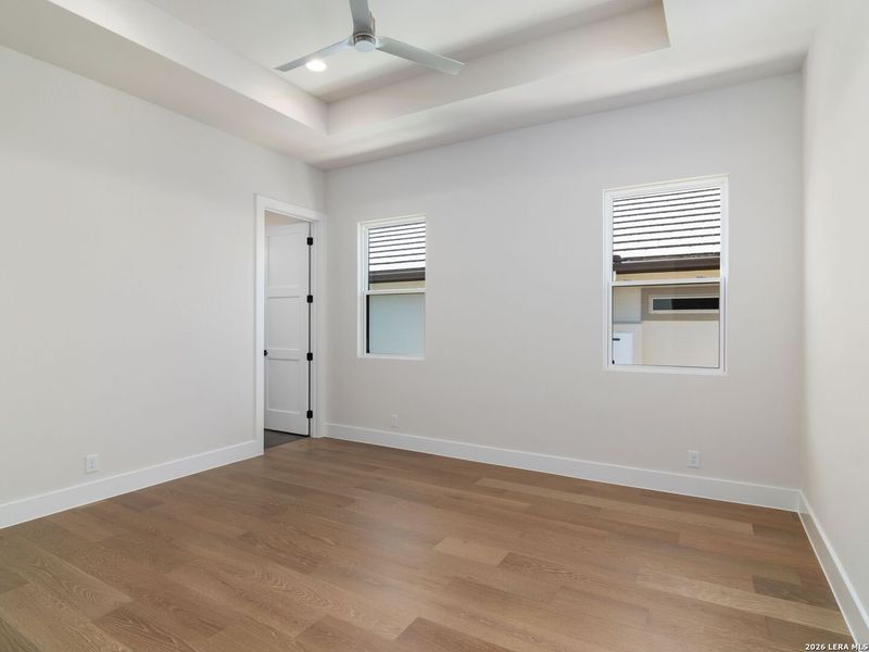 Spacious, unfurnished interior of a new home in , San Antonio (Image 23).