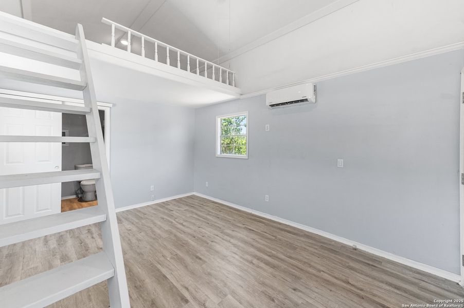 Spacious, unfurnished interior of a new home in , Spring Branch (Image 35).