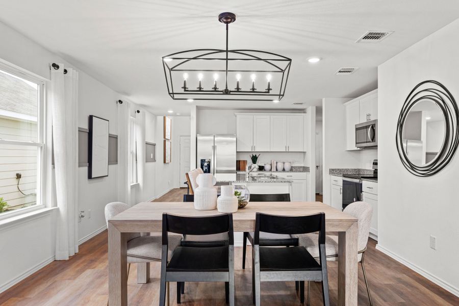 Furnished interior view inside a new home in The Overlook at Creekside, New Braunfels (Image 10). Furnished interior view inside a new home in The Overlook at Creekside, New Braunfels (Image 10).