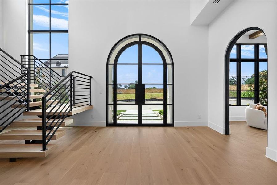 Spacious, unfurnished interior of a new home in , Southlake (Image 22).