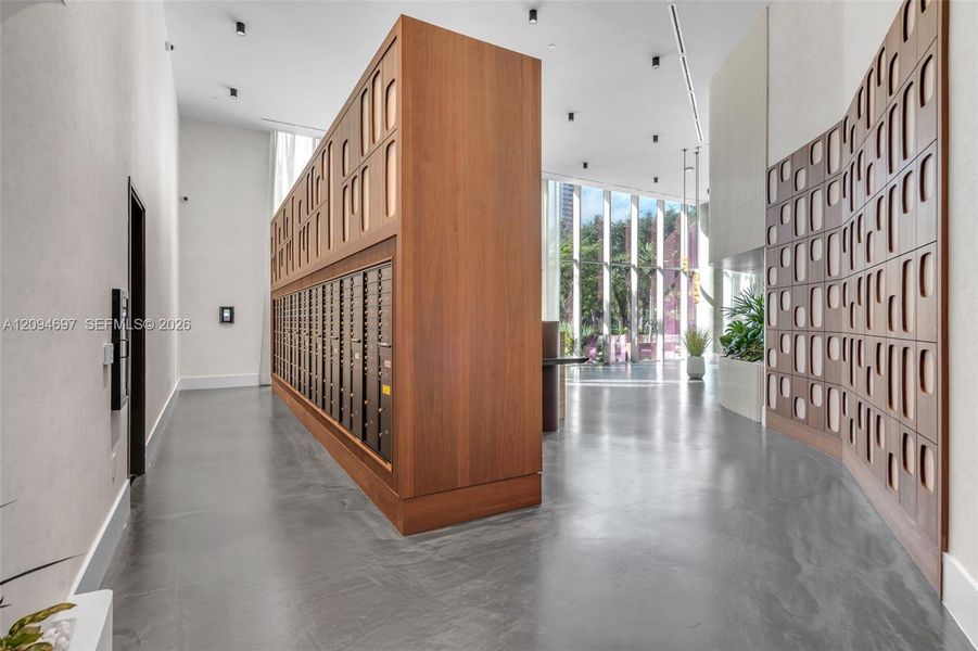 Spacious, unfurnished interior of a new home in , Miami (Image 15).
