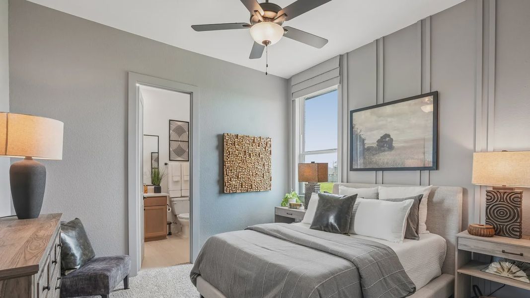 Representative furnished interior of a home built from the Sydney by Chesmar Homes in Westland Ranch, League City (Image 28).