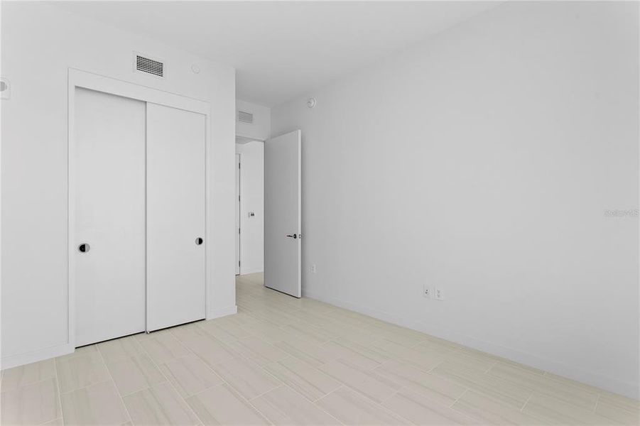 Spacious, unfurnished interior of a new home in , St. Petersburg (Image 62). Spacious, unfurnished interior of a new home in , St. Petersburg (Image 62).