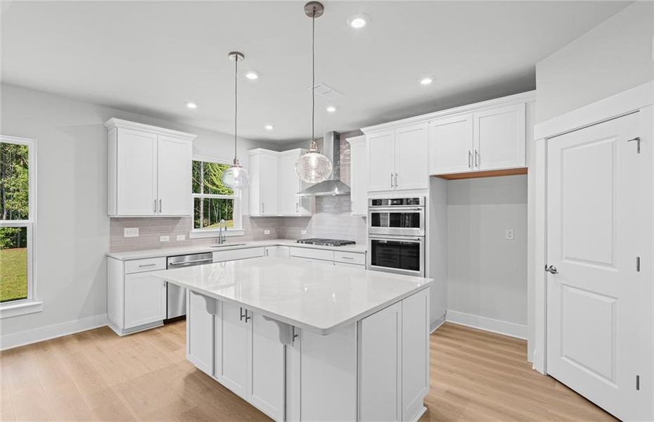 Furnished interior view inside a new home in Hunters Creek, Flowery Branch (Image 10).