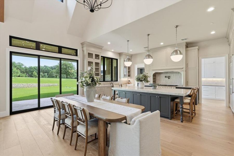 Furnished interior view inside a new home in , Bartonville (Image 10).