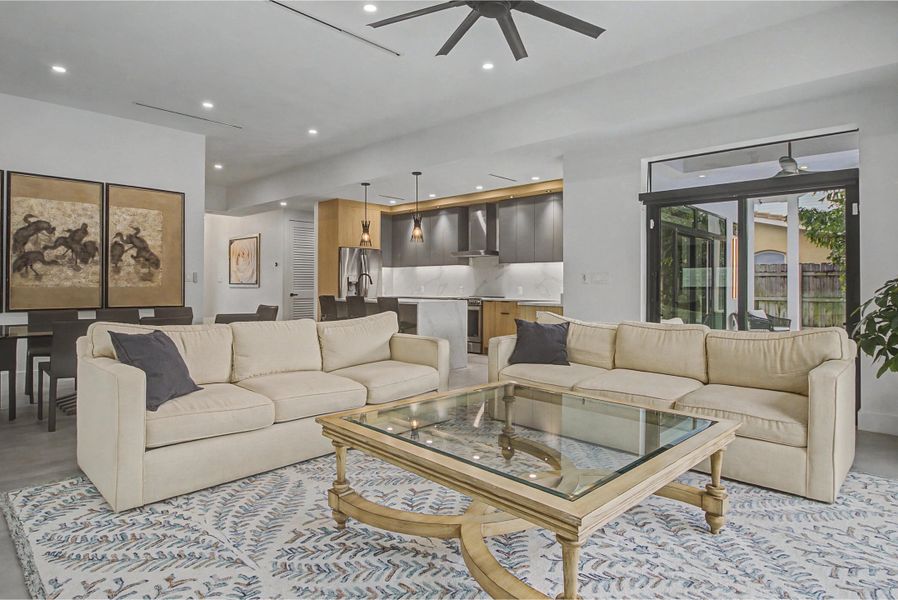 accutour_2634 se 14th st-023