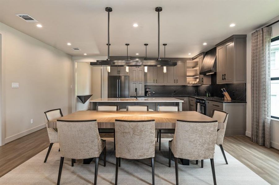 Furnished interior view inside a new home in , Mabank (Image 4).