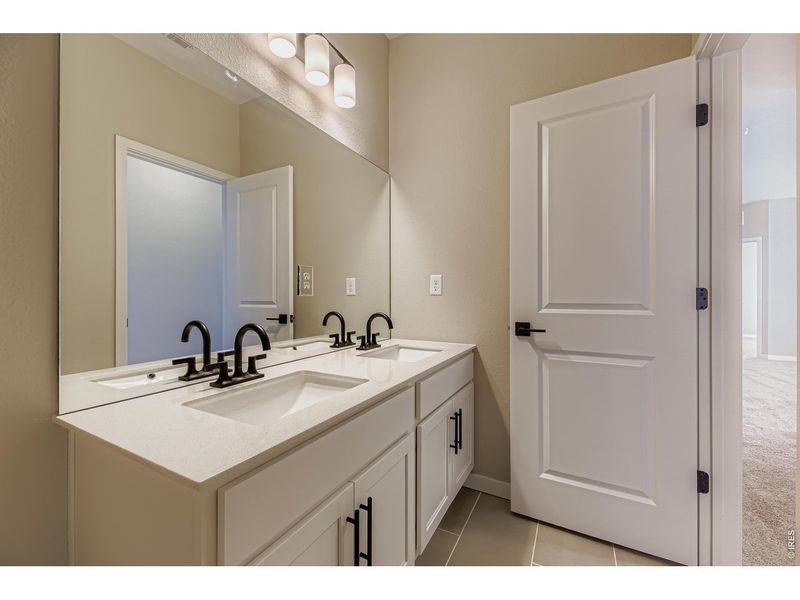 Furnished interior view inside a new home in Farmstead, Berthoud (Image 8).