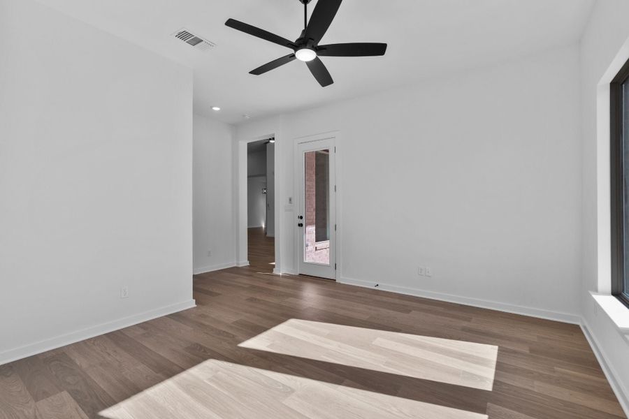 New Home in Liberty Hill, TX.  - Slide 32